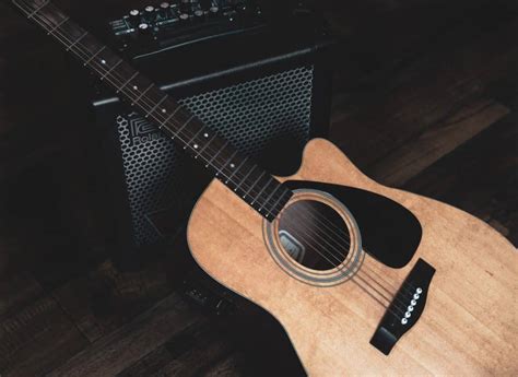 acoustic guitar with amp plug in 